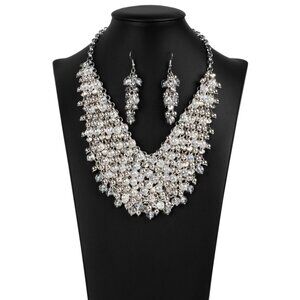 Sociable - Zi Necklace